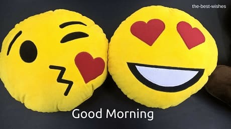 Good Morning Wishes Kissing Emoji Pictures