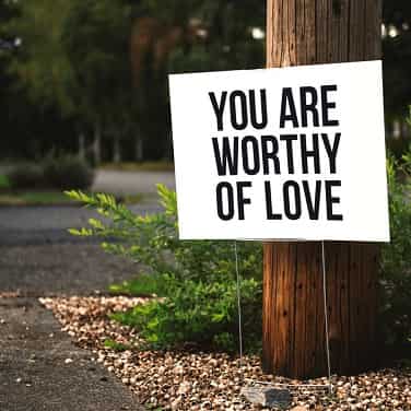 romantic good morning quotes with you are worthy of love